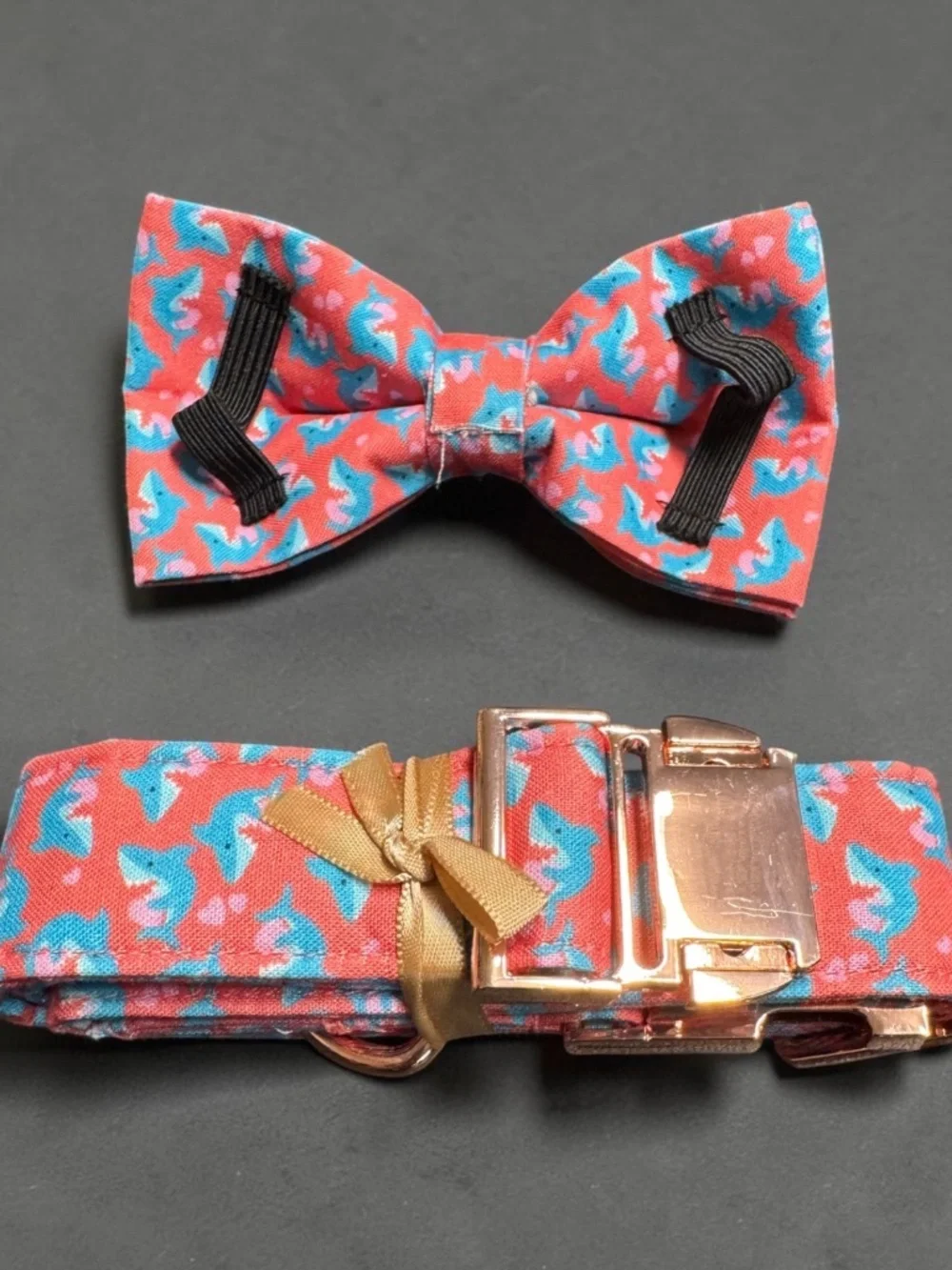 Shark Print Dog Collar & Bow Tie Set Large NWT
